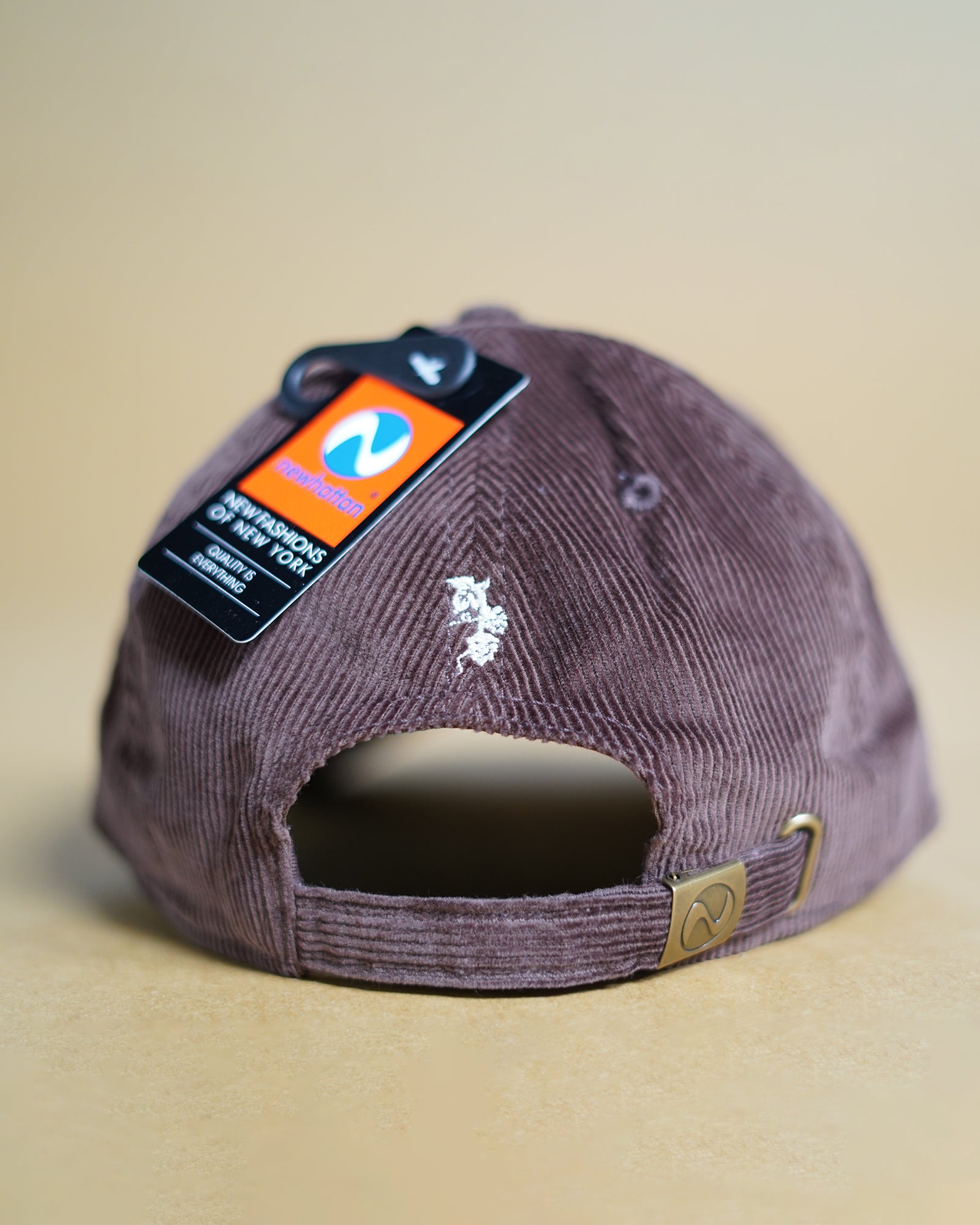 Logo Cap